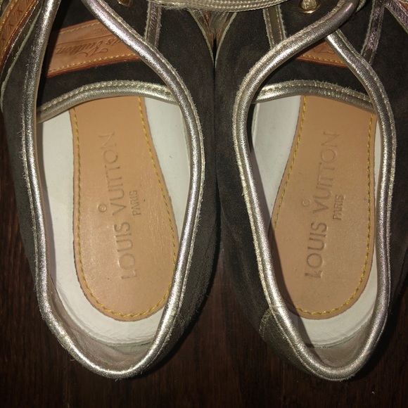 Louis Vuitton Authentic gold and brown sneakers - Picture 6 of 16